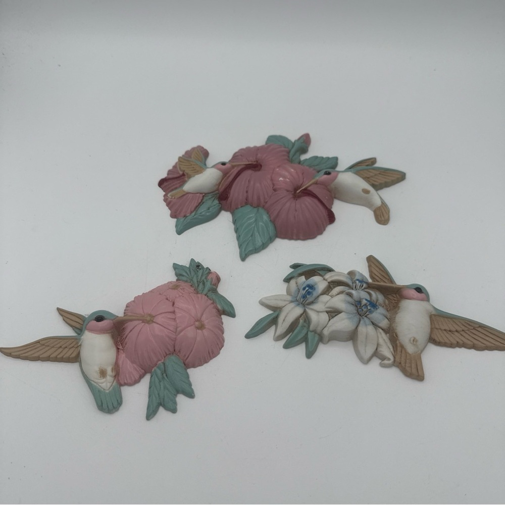 VTG 1993 Home Interiors Hummingbirds  #3303 Plastic Wall Decor Set of 3